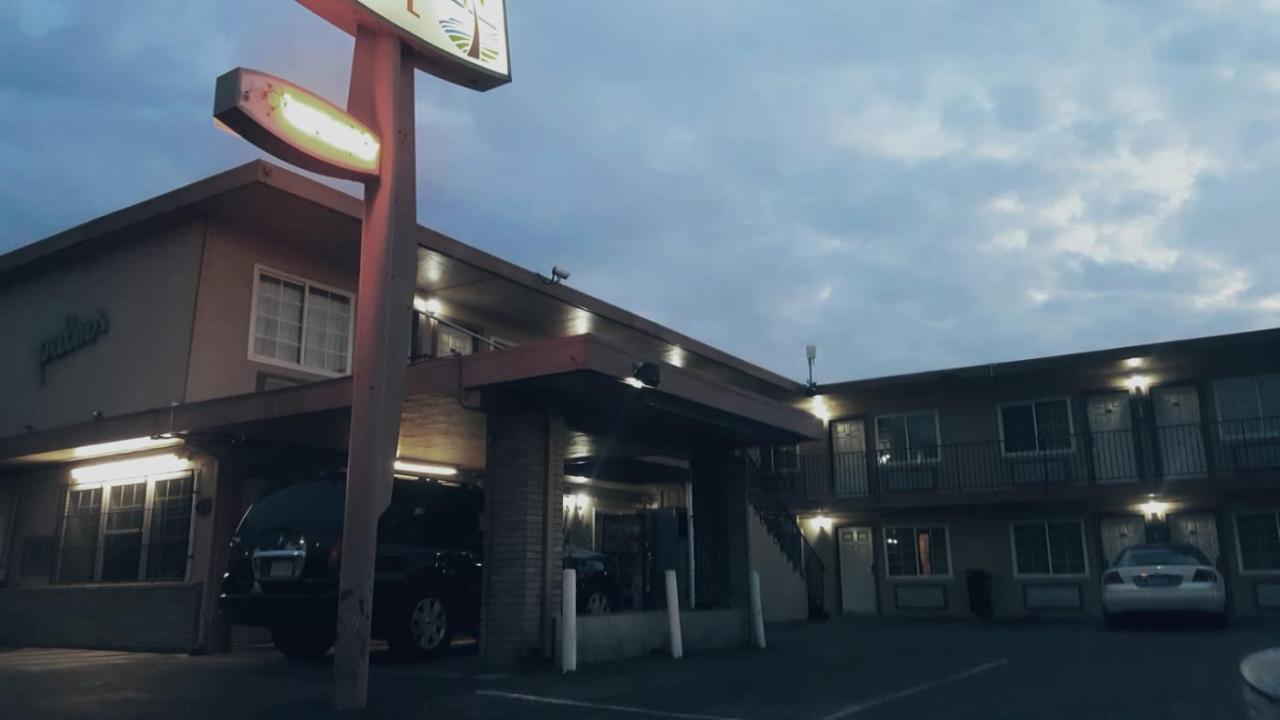 Palms Motel Оукланд Екстериор снимка